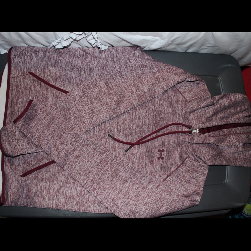 Under Armour Hooded Sweatshirt